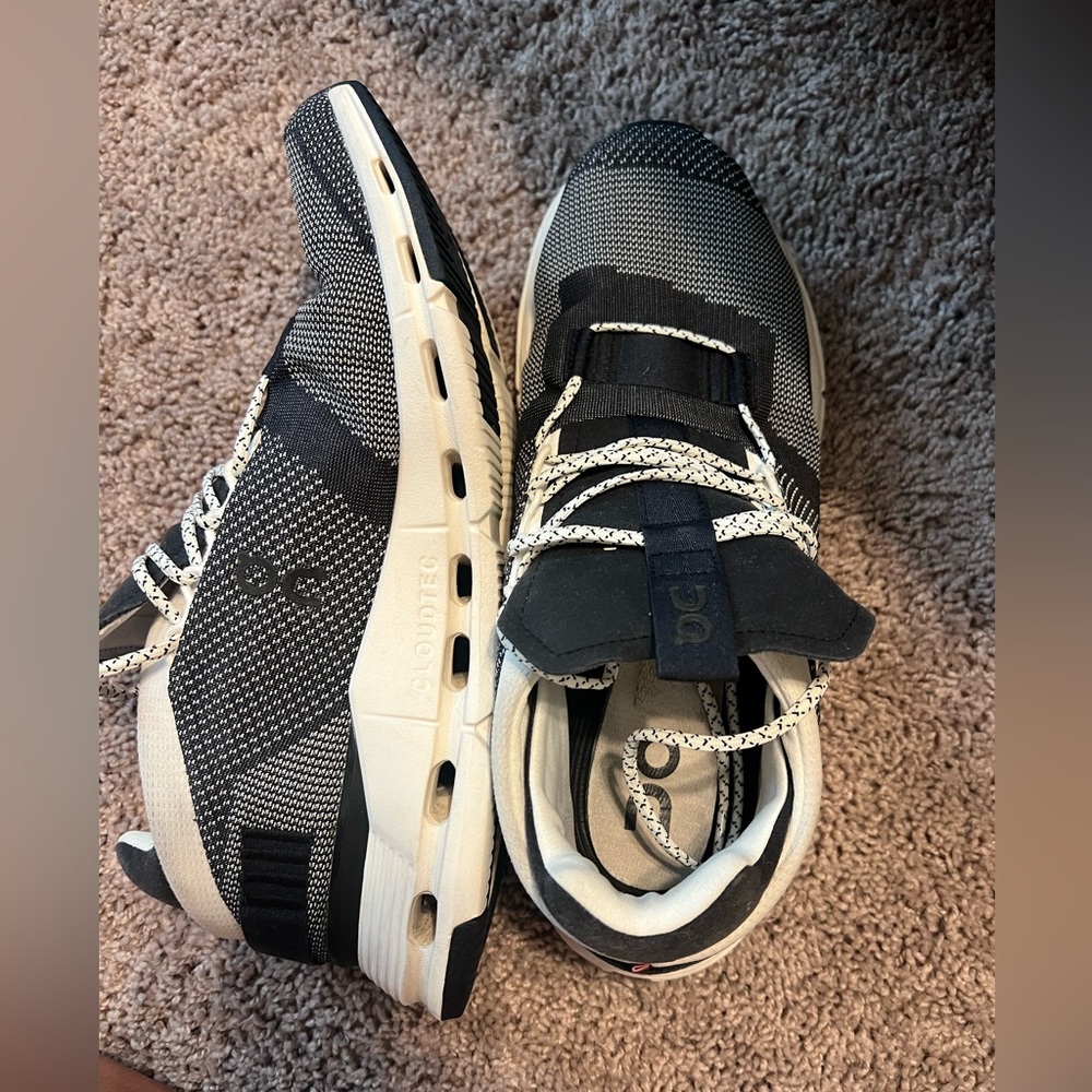 Men’s oncloud cloudnovas tennis shoes
